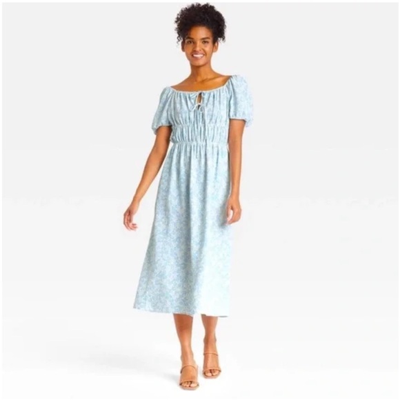 Who What Wear Floral Smocked Midi Dress - Picture 2 of 9